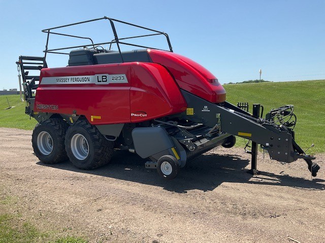 2023 Massey Ferguson 2250