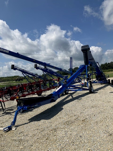 2023 Brandt 1535