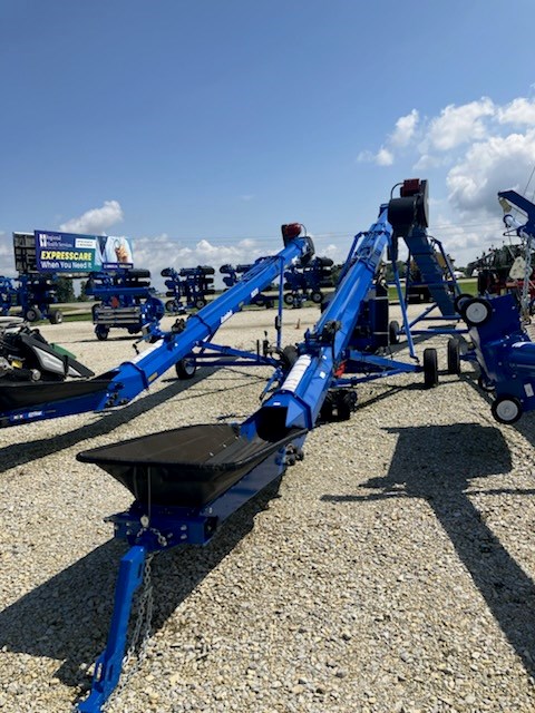 2023 Brandt 1547