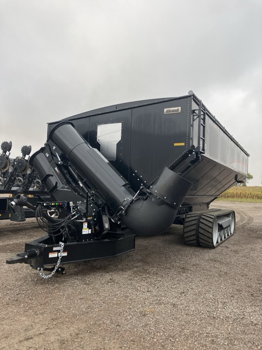 2023 Brandt 1120