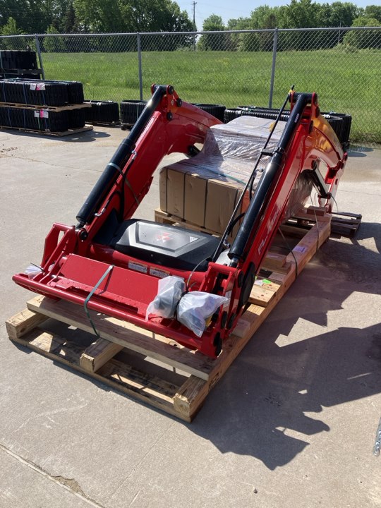 2024 Massey Ferguson FL4124