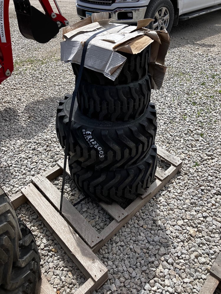 2022 Massey Ferguson INDUSTRIALTIRES