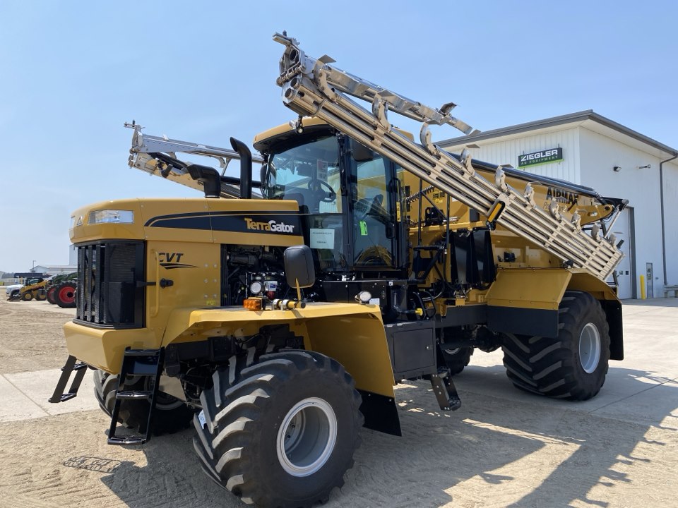 2025 Ag-Chem TG8400C