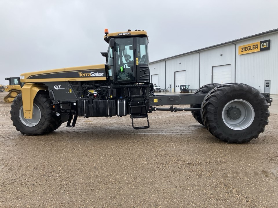 2025 Ag-Chem TG9300C
