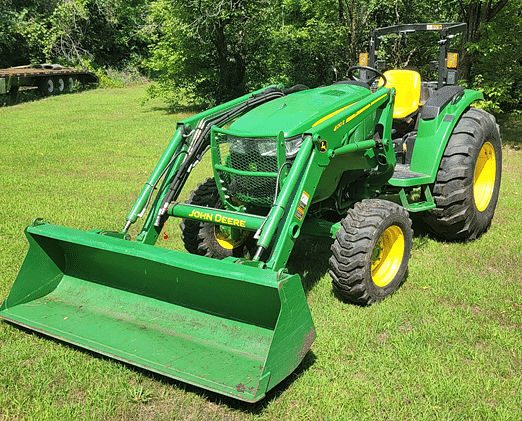2020 John Deere 4044M