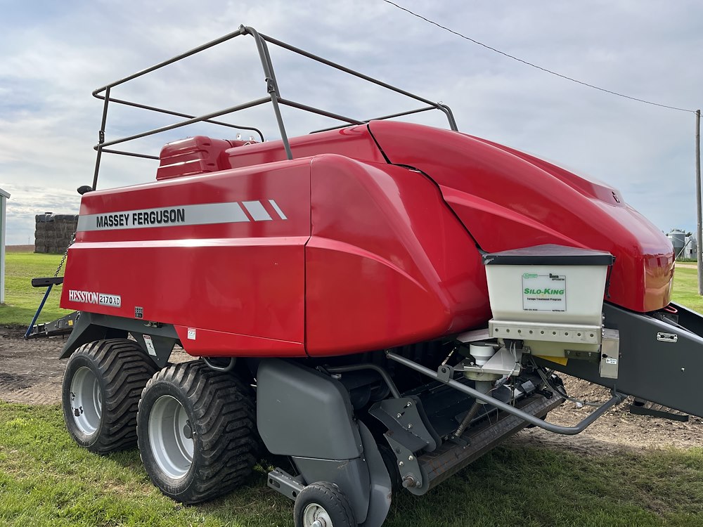 2013 Massey Ferguson 2170