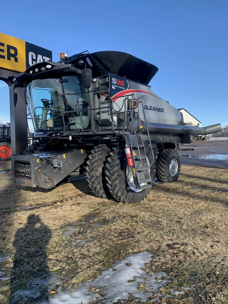 2016 Gleaner S96