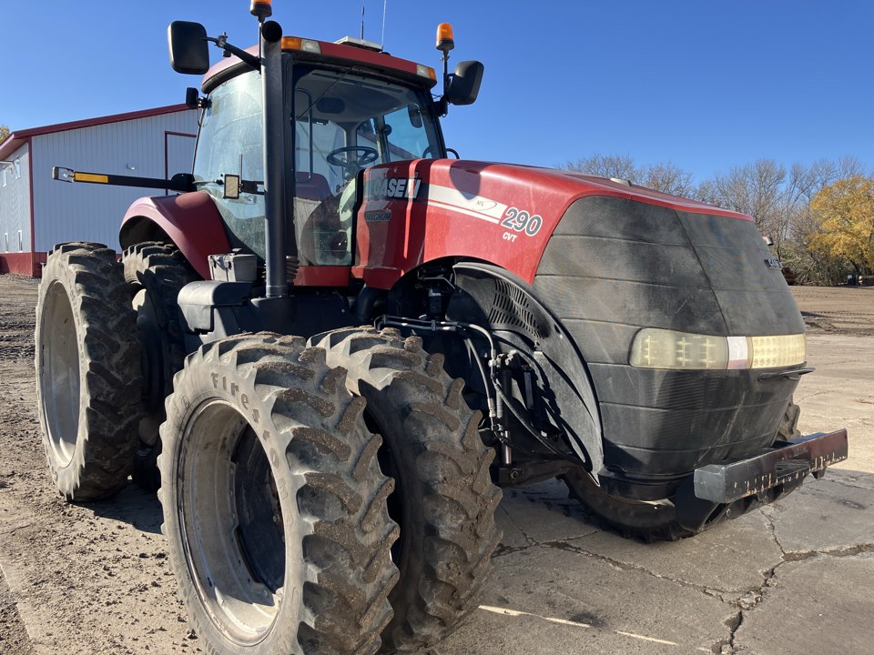 2012 Case MAGNUM 290