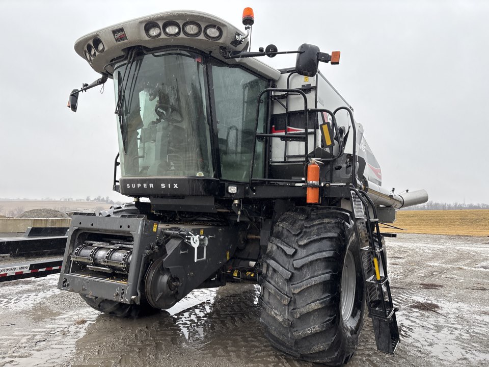 2012 Gleaner S67