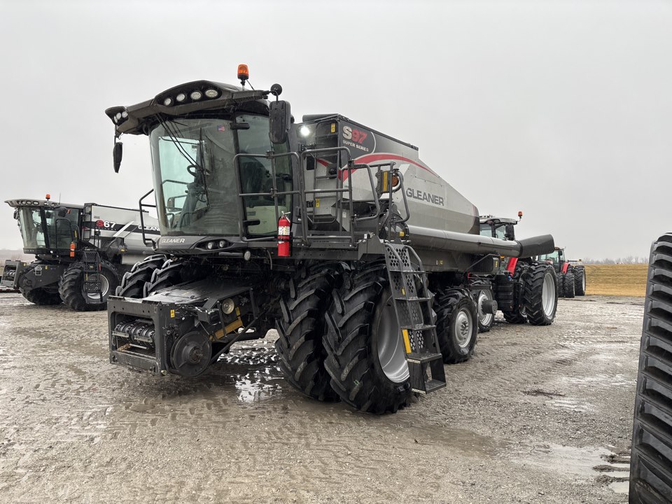 2022 Gleaner S97