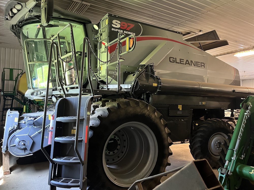 2022 Gleaner S97