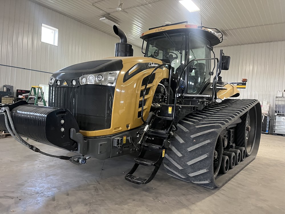 2016 Challenger MT865E