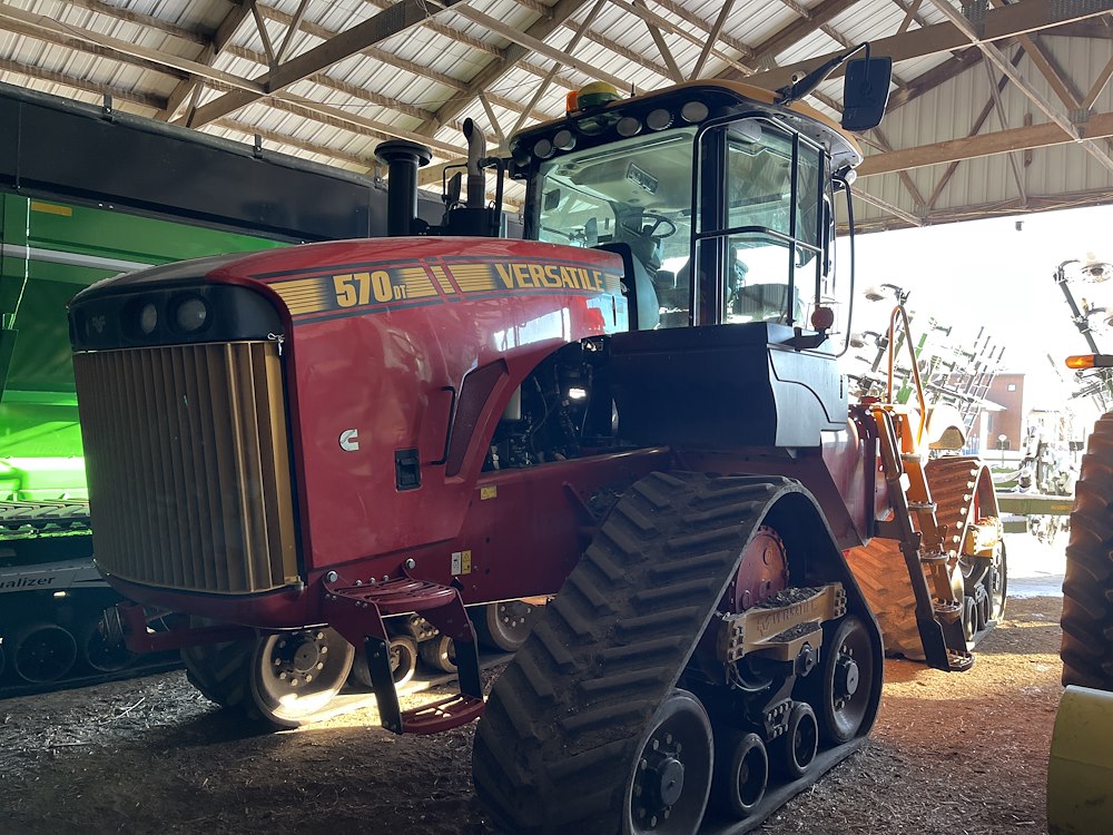 2020 Versatile 570DT