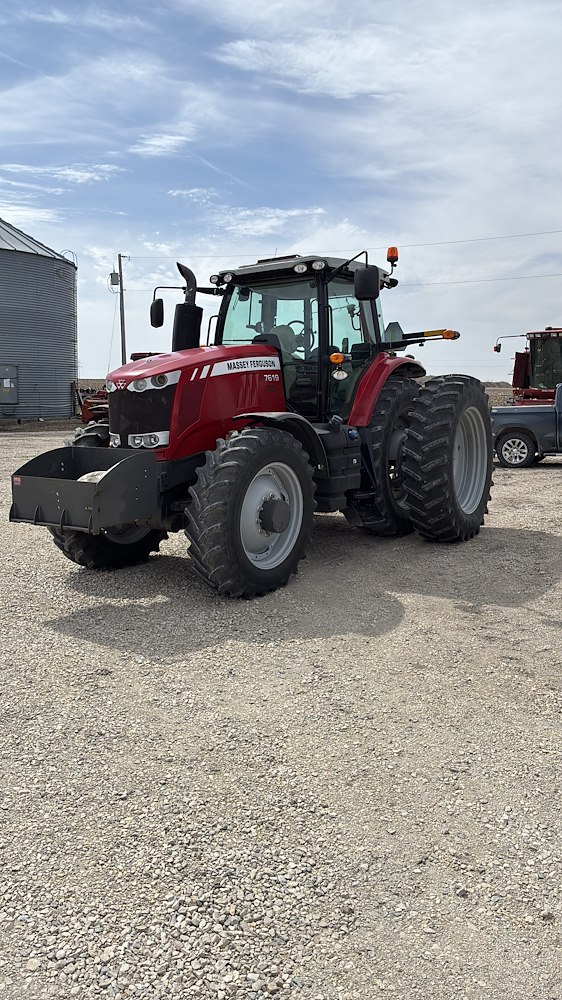 2013 Massey Ferguson MF7619