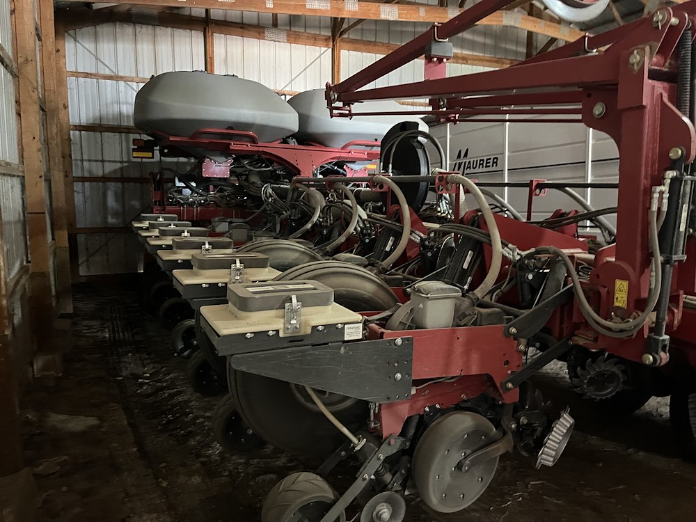 2017 Case 1255-40