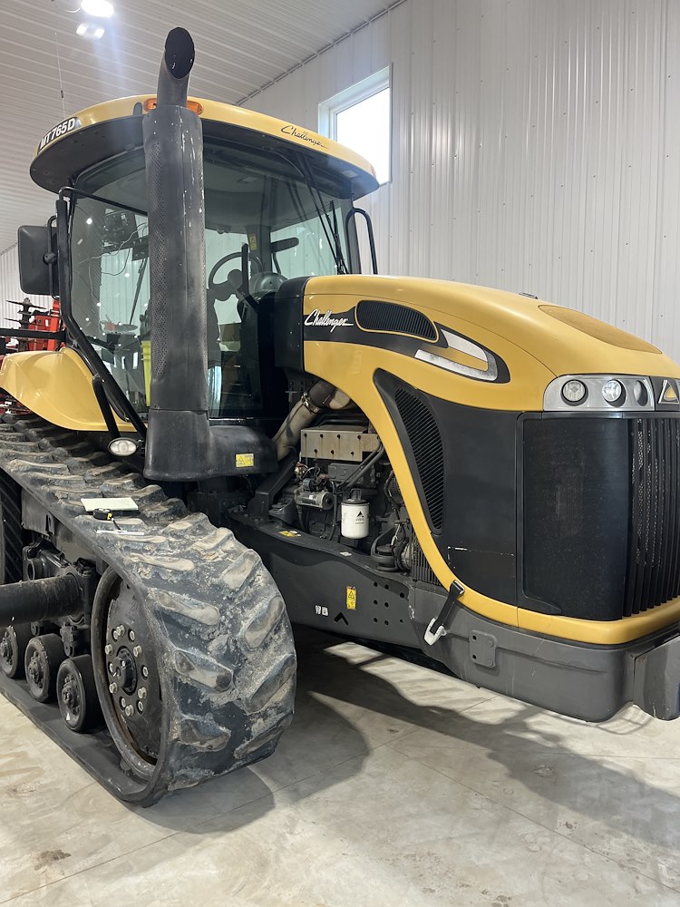 2013 Challenger MT765D