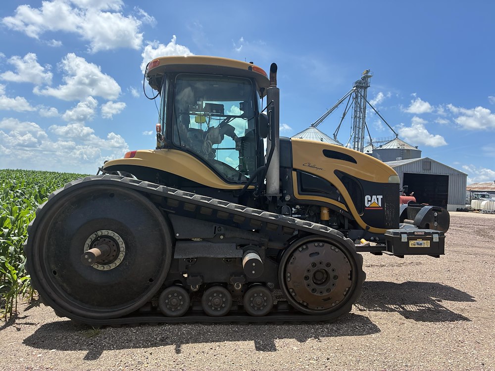 2004 Challenger MT765