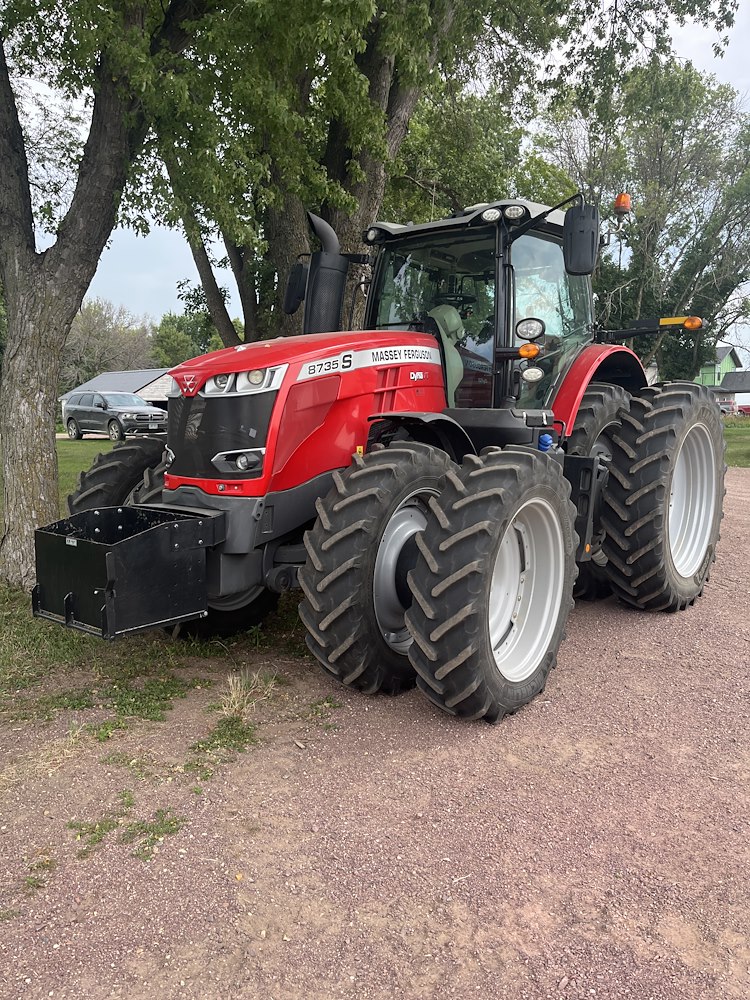 2021 Massey Ferguson 8735