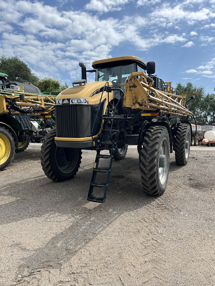 2015 Ag-Chem RG1100