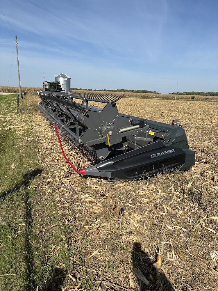 2020 Gleaner 9340